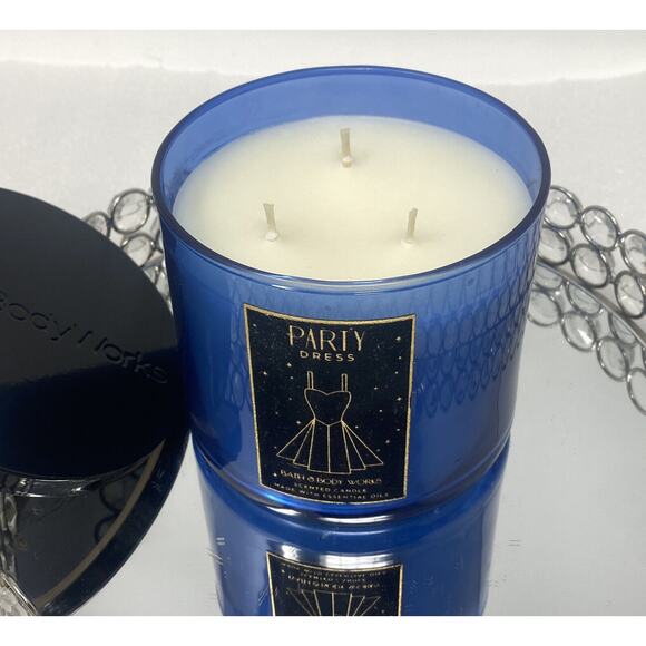 Bath & Body Works - Party Dress 2020 NEW (3 Wick 14.5 oz) - Picture 3 of 7